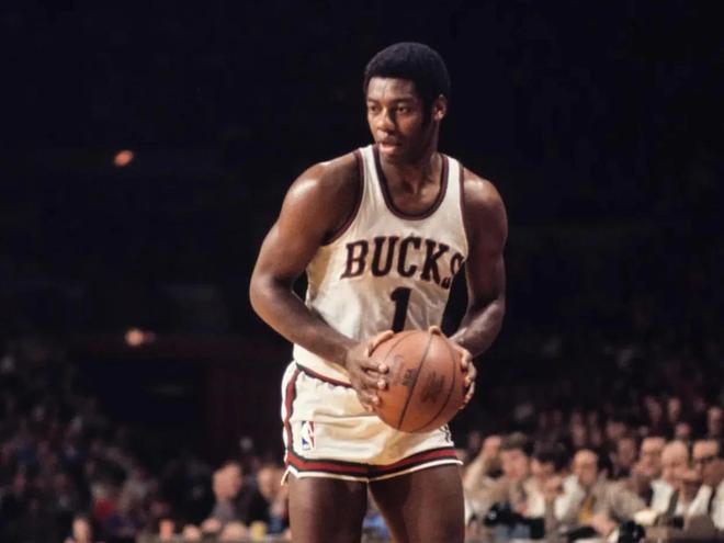 支撑方面存 支撑方面存